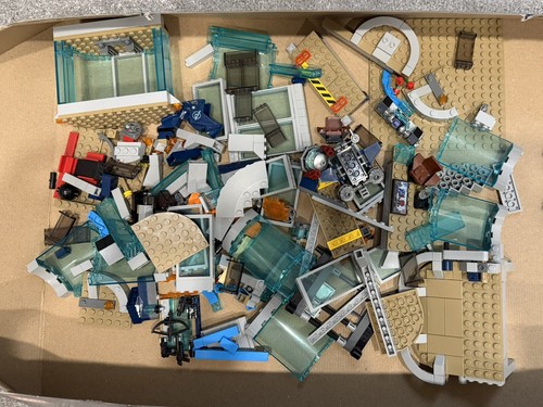 Lego avengers tower - lego, (76166)
