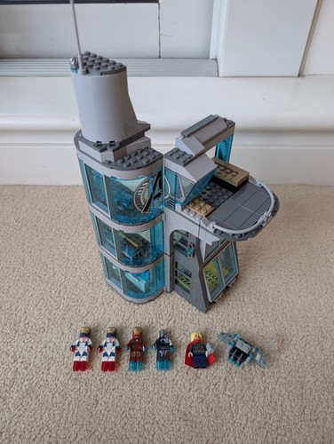 Lego marvel attack - marvel:, on